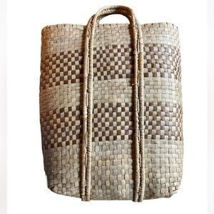 2/$30 Woven Tote 16”x11.5”5” With 3” Rise Handle EUC